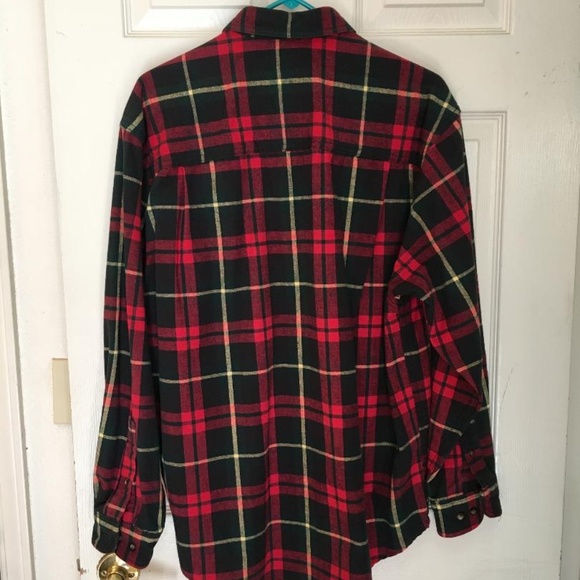 Eddie Bauer Red and Black Plaid Casual Button Down Shirt - Picture 4 of 4